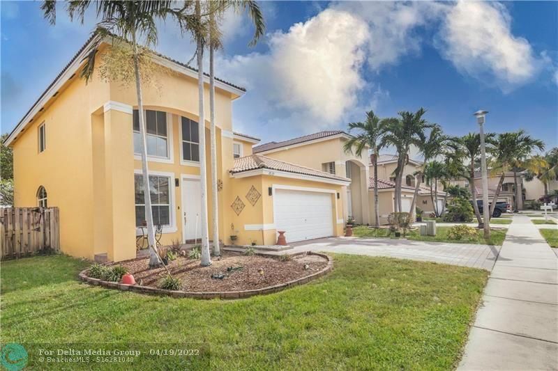 7635 19th Court, Pembroke Pines, FL 33024 Photo