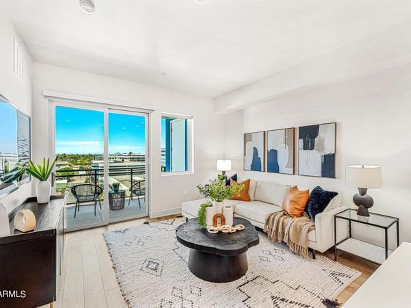 3131 N CENTRAL Avenue, Unit 3019, Phoenix, AZ 85012