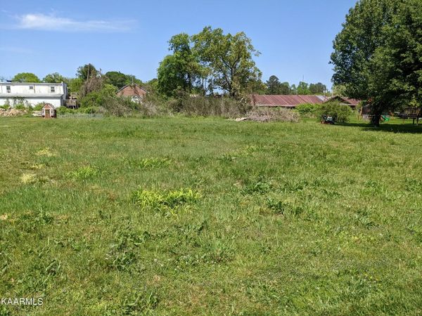 345 Ducktown St, Soddy-Daisy, TN 37379