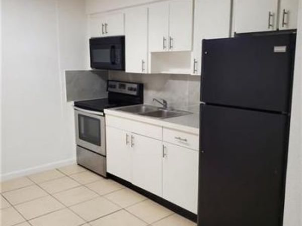 1713 SW 11th Court, Unit 2, Fort Lauderdale, FL 33312