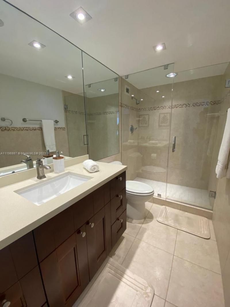 5151 Collins Ave, Unit 531, Miami Beach, FL 33140 Photo