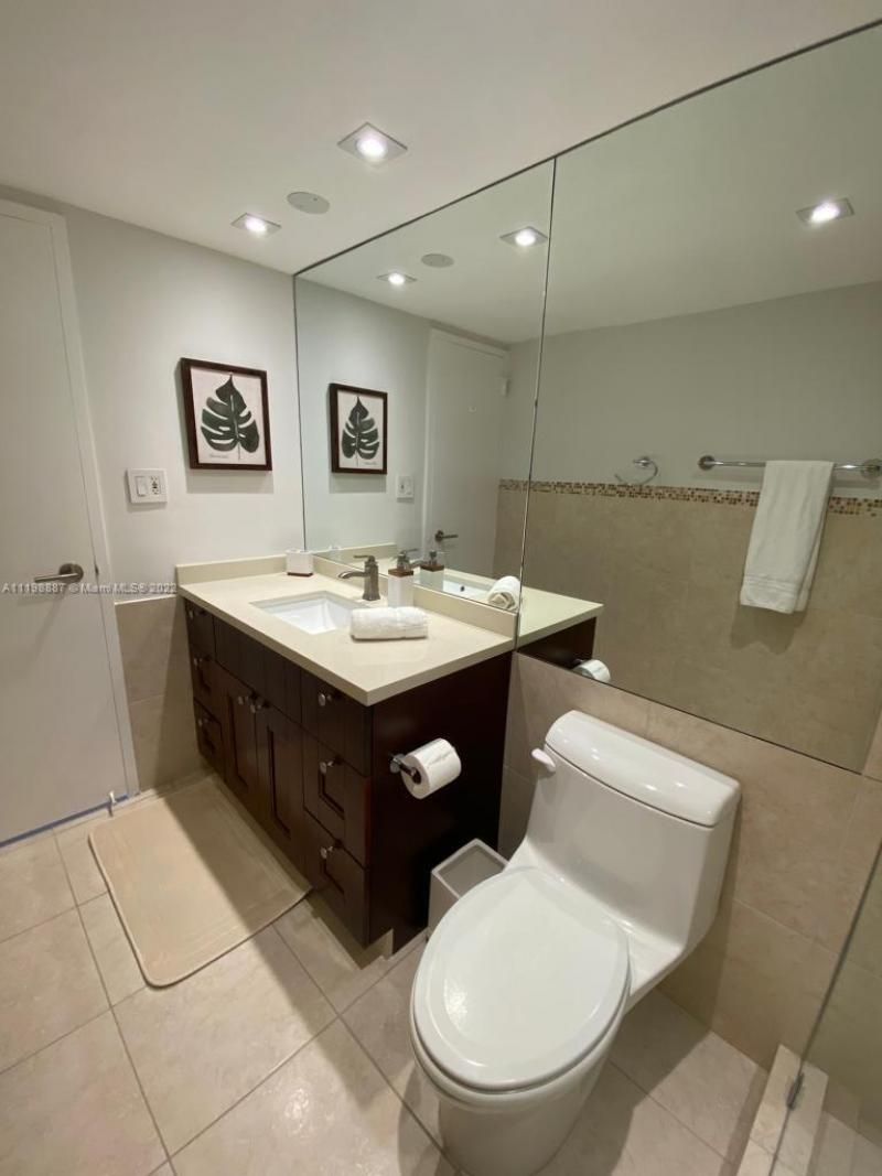 5151 Collins Ave, Unit 531, Miami Beach, FL 33140 Photo