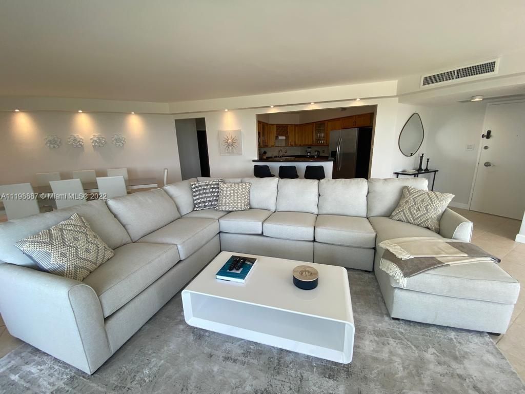 5151 Collins Ave, Unit 531, Miami Beach, FL 33140 Photo