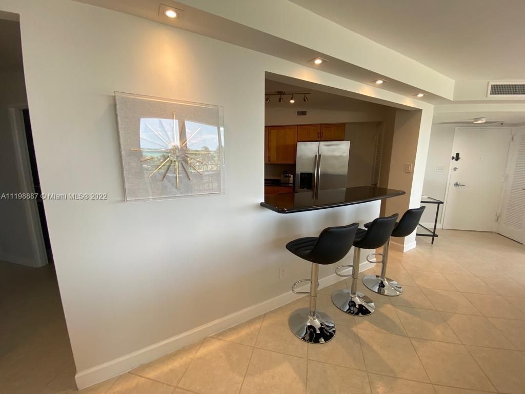 5151 Collins Ave, Unit 531, Miami Beach, FL 33140 Photo