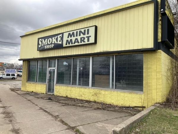 1712 E Lincoln Way, South Bend, IN 46613