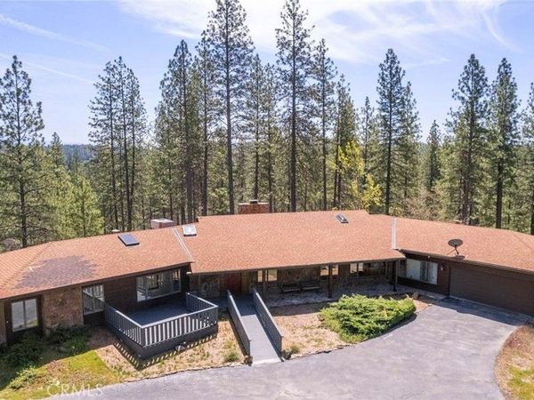 10379 Mcmahon Road, Coulterville, CA 95311