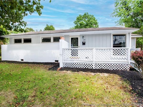 129 Hunter Circle, Fayetteville, NC 28304
