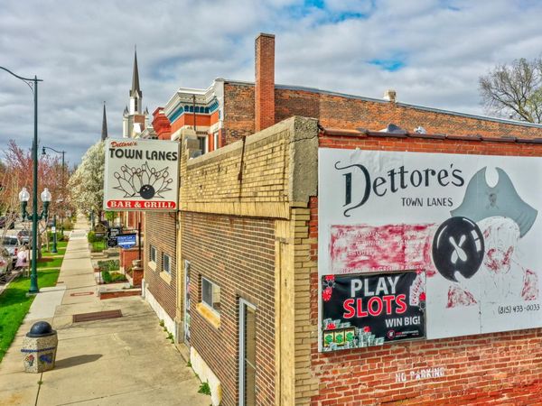 714 Columbus Street, Ottawa, IL 61350