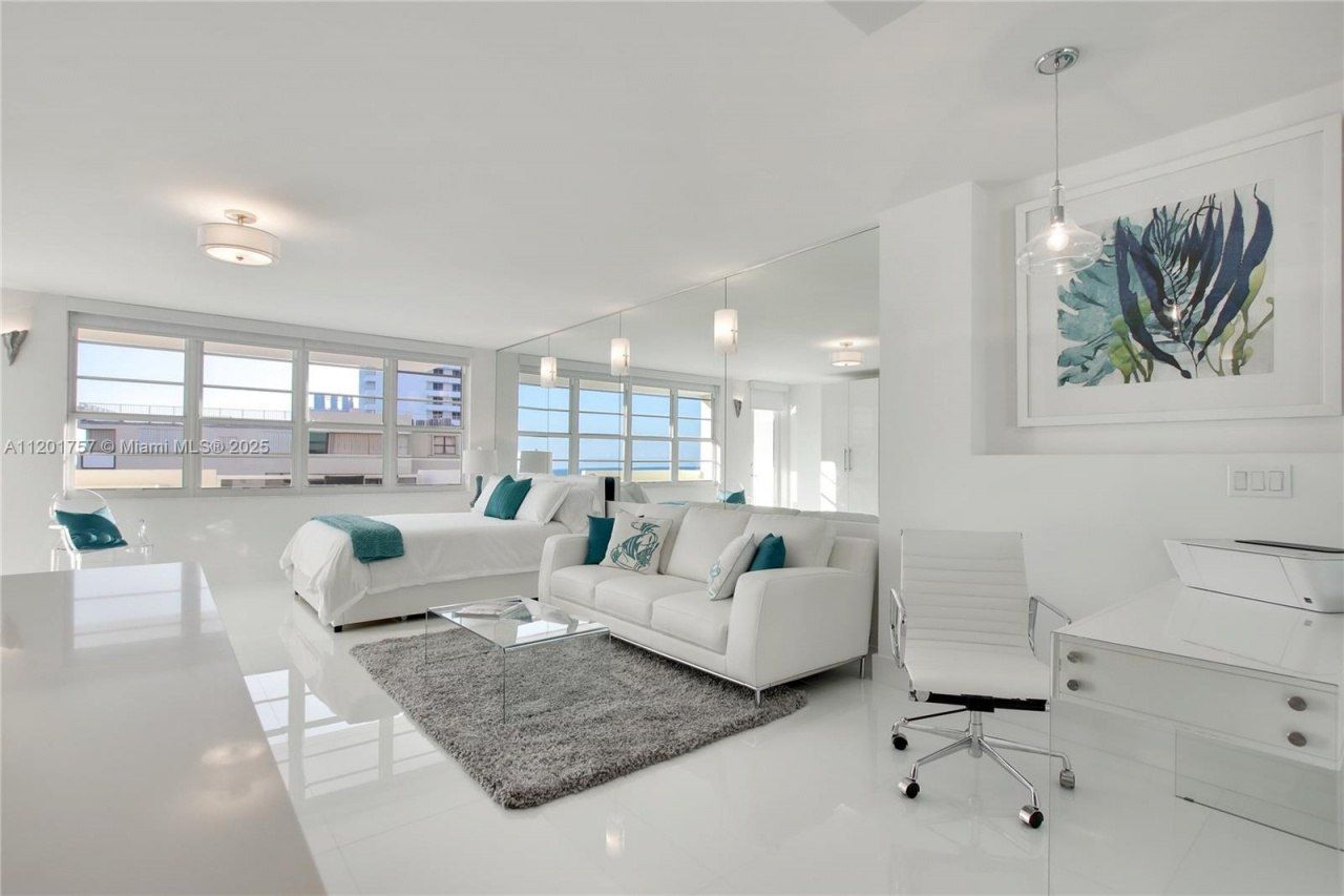 100 Lincoln Rd, Unit 940, Miami Beach, FL 33139 Photo