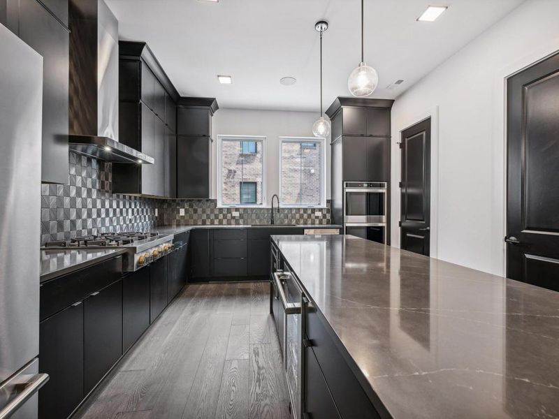 502 Riverfront Lane, Columbus, OH 43201 Photo 4