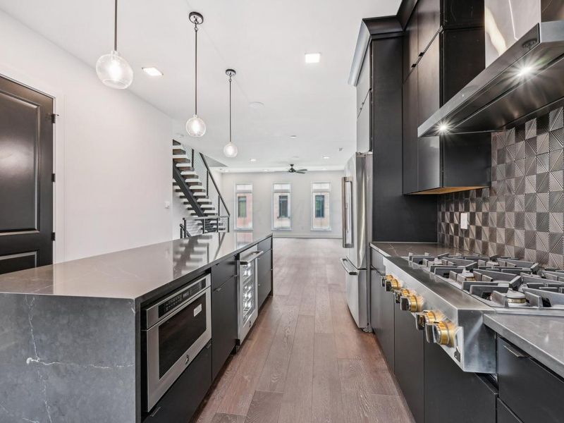 502 Riverfront Lane, Columbus, OH 43201 Photo 5