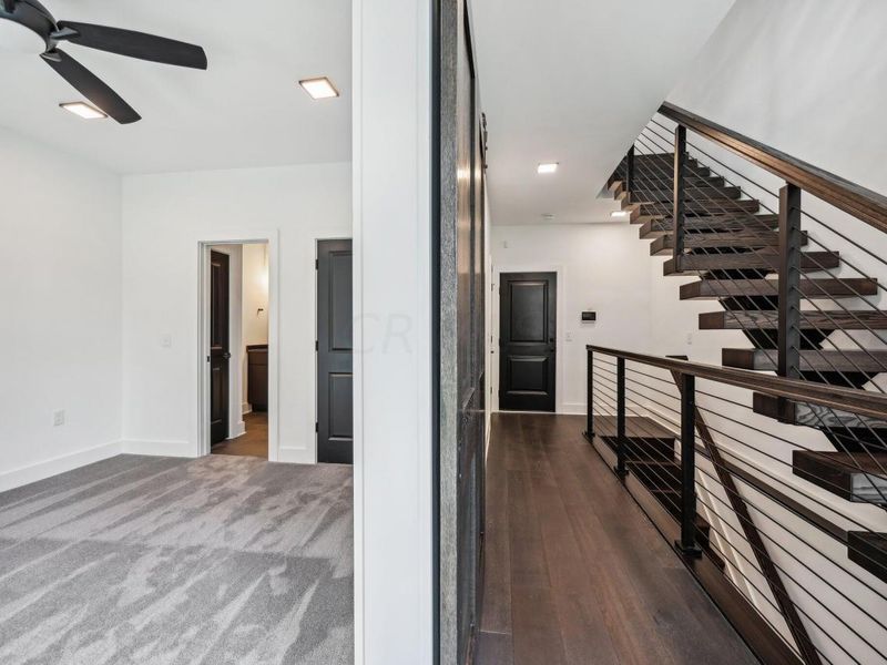 502 Riverfront Lane, Columbus, OH 43201 Photo 8