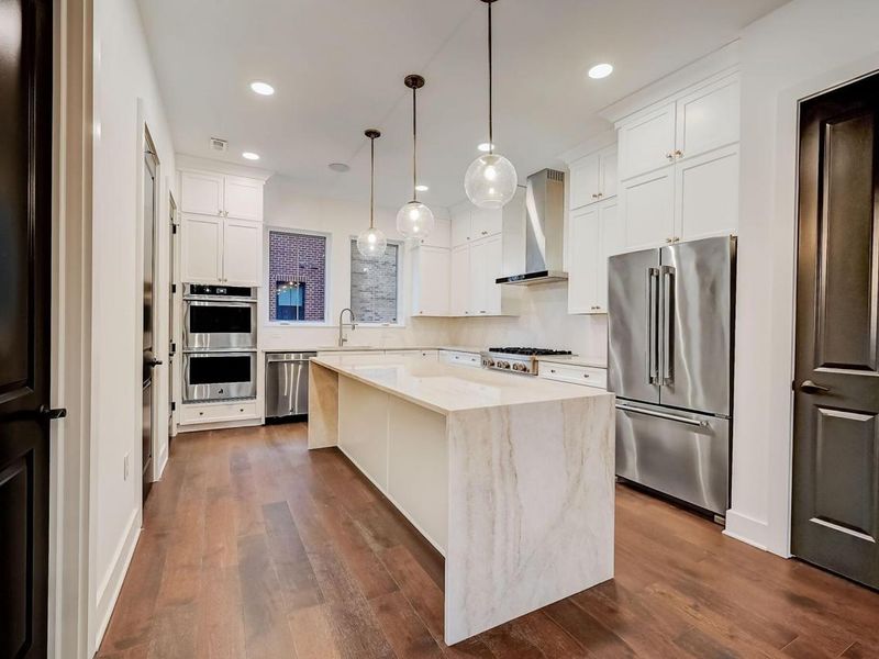 512 Riverfront Lane, Columbus, OH 43201 Photo 10