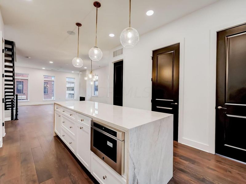 512 Riverfront Lane, Columbus, OH 43201 Photo 13