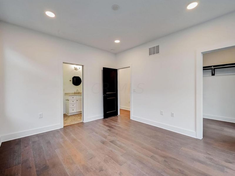 512 Riverfront Lane, Columbus, OH 43201 Photo 29