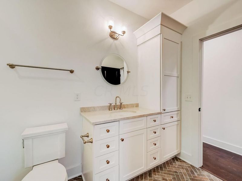 512 Riverfront Lane, Columbus, OH 43201 Photo 32