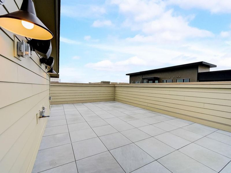 512 Riverfront Lane, Columbus, OH 43201 Photo 36