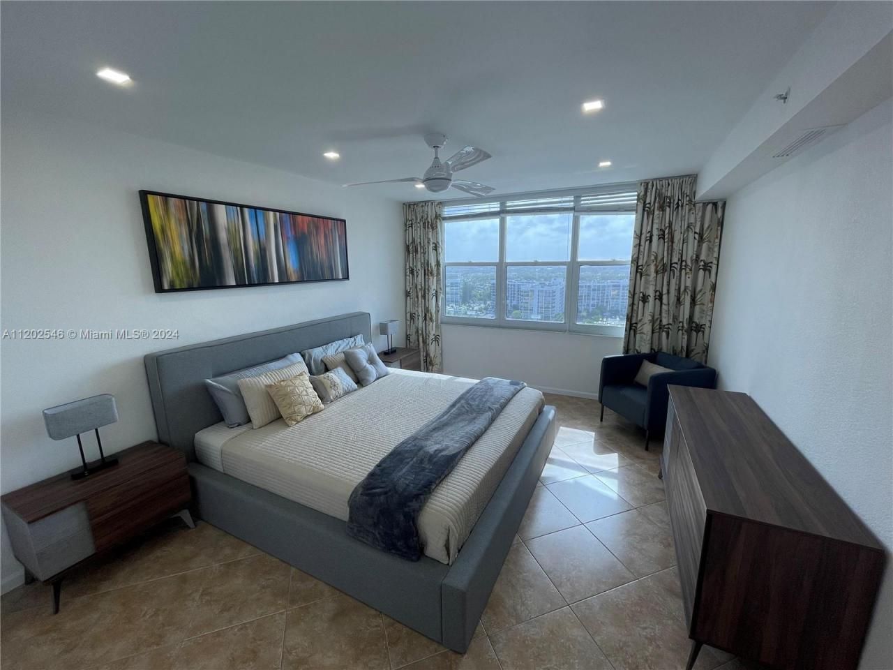 2501 S Ocean Dr, Unit PH28, Hollywood, FL 33019 Photo