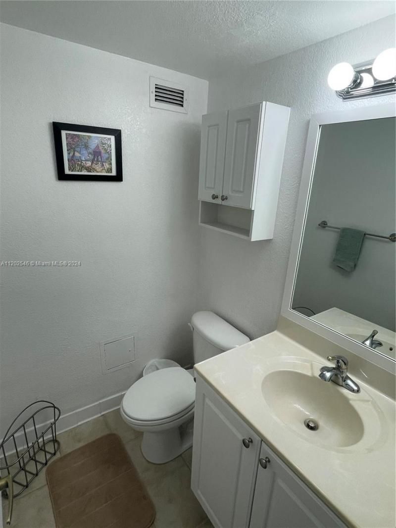 2501 S Ocean Dr, Unit PH28, Hollywood, FL 33019 Photo