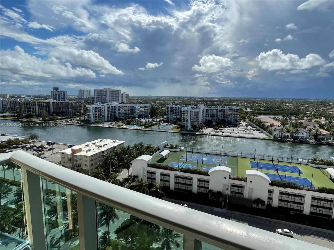 2501 S Ocean Dr, Unit PH28, Hollywood, FL 33019 Photo