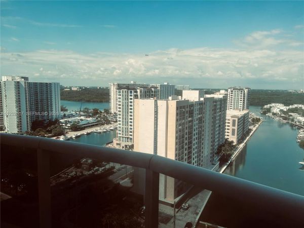 16001 Collins Ave, Unit 1705, Sunny Isles Beach, FL 33160