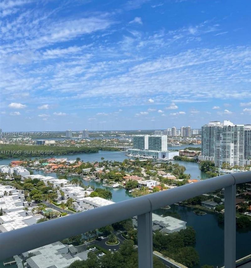 16001 Collins Ave, Unit 1705, Sunny Isles Beach, FL 33160 Photo