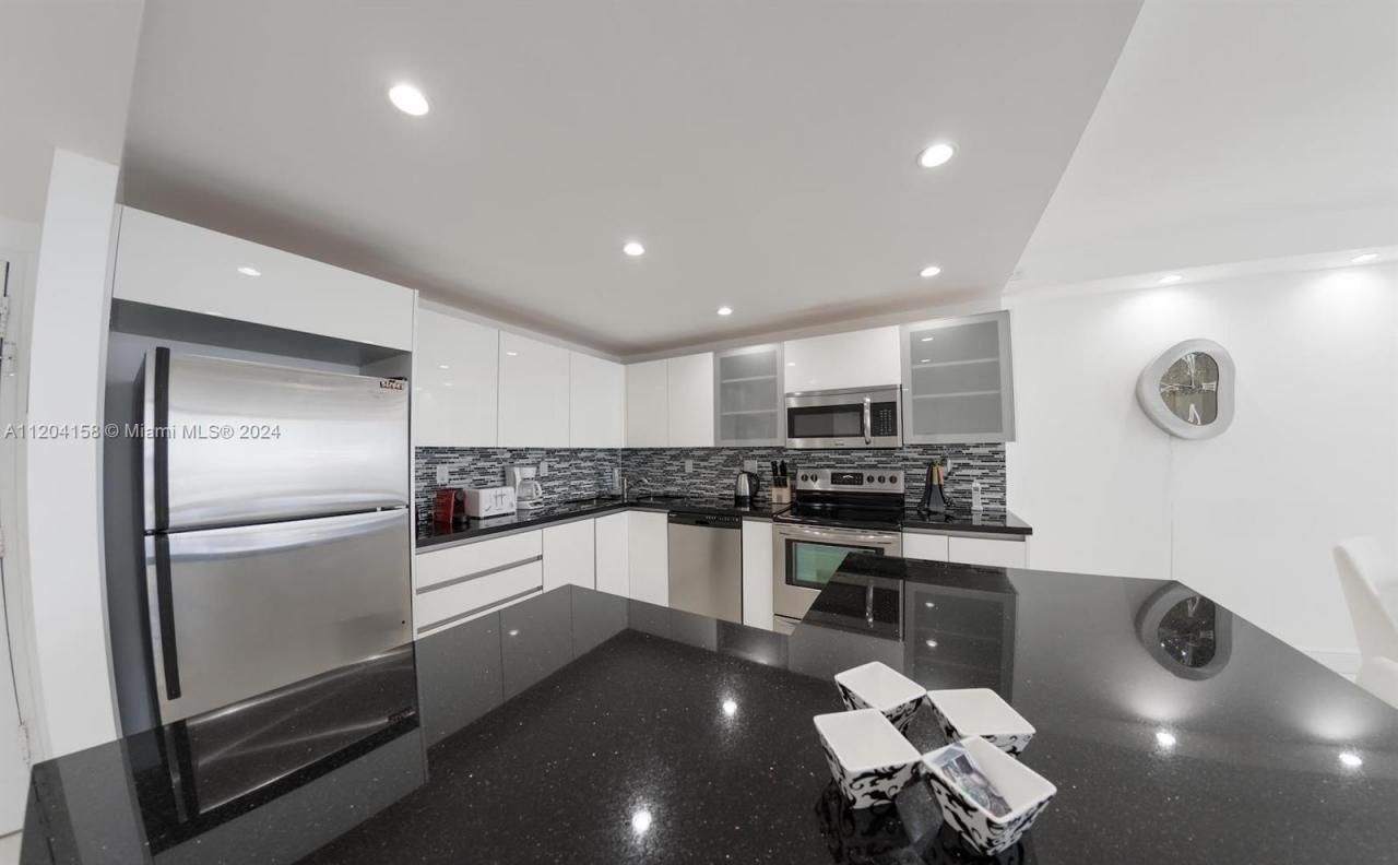 5601 Collins Ave, Unit 1603, Miami Beach, FL 33140 Photo