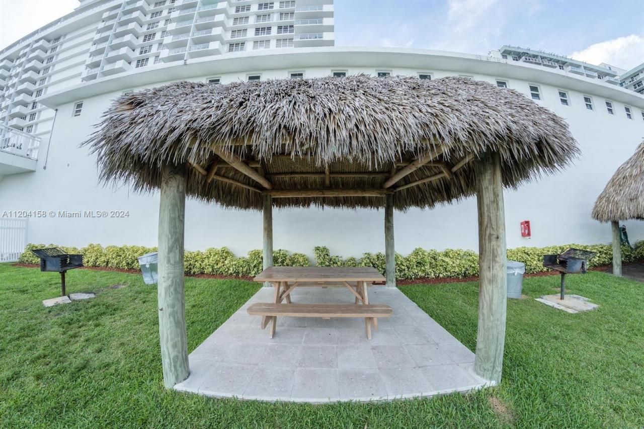 5601 Collins Ave, Unit 1603, Miami Beach, FL 33140 Photo