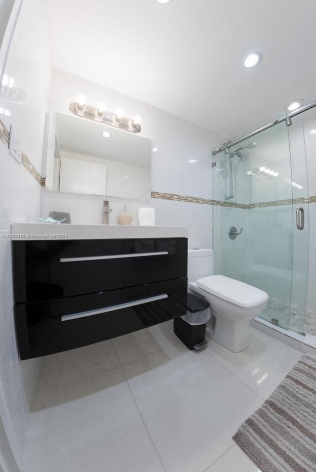 5601 Collins Ave, Unit 1603, Miami Beach, FL 33140 Photo