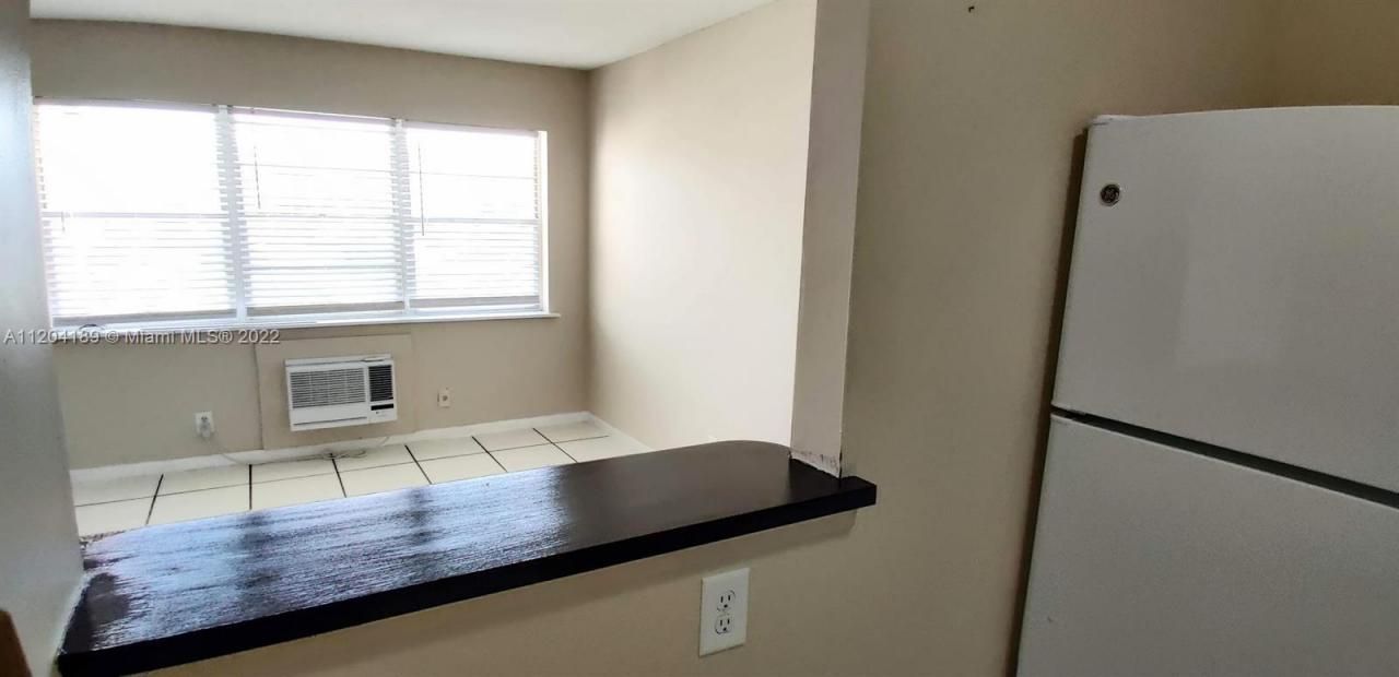 155 Easthampton G, Unit 155, West Palm Beach, FL 33417 Photo