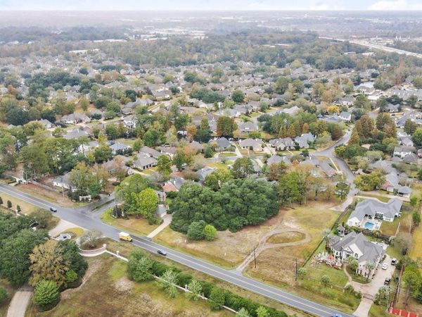 17329 Highland Rd, Baton Rouge, LA 70810