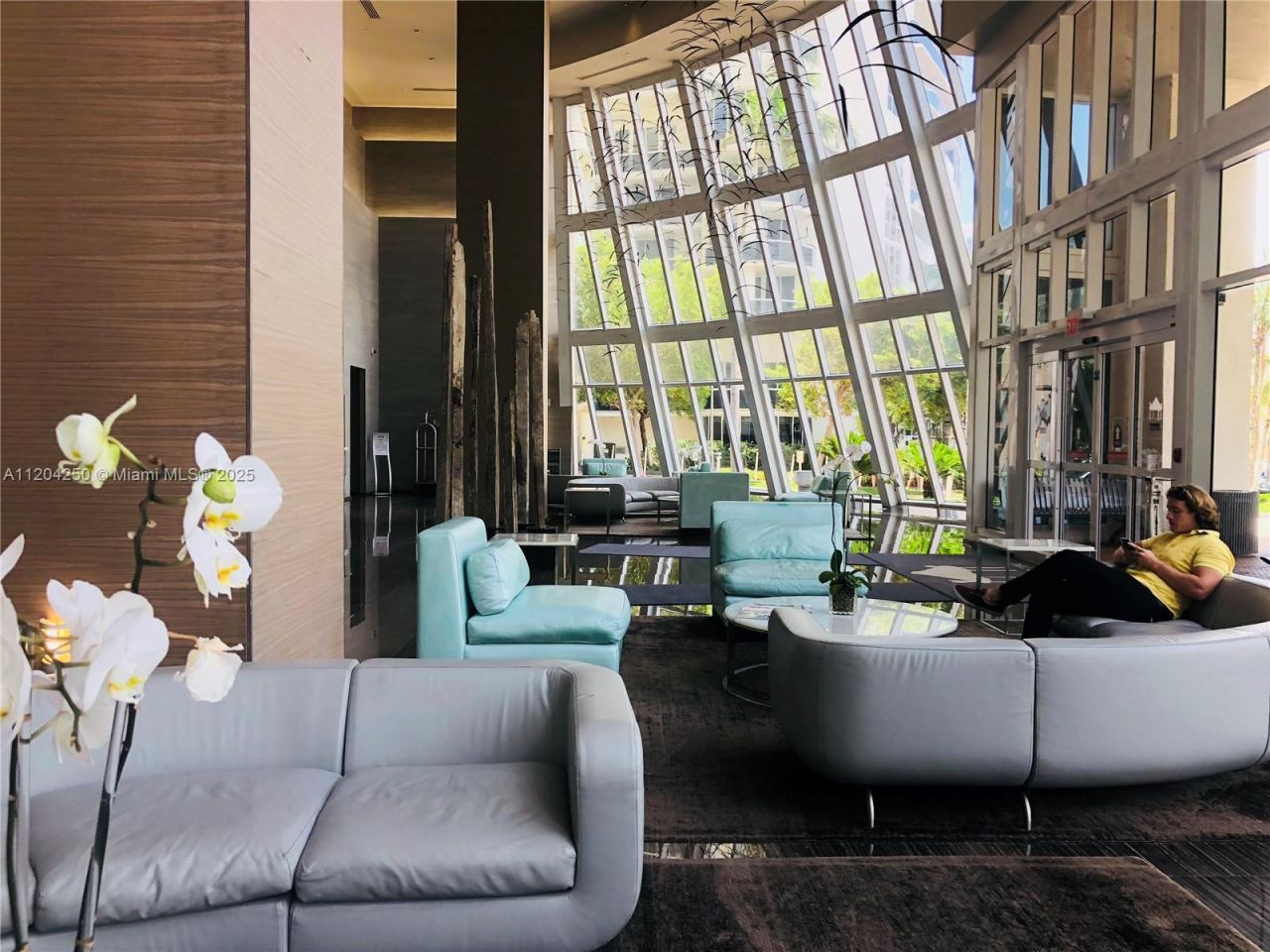 1830 S Ocean Dr, Unit 1709, Hallandale Beach, FL 33009 Photo