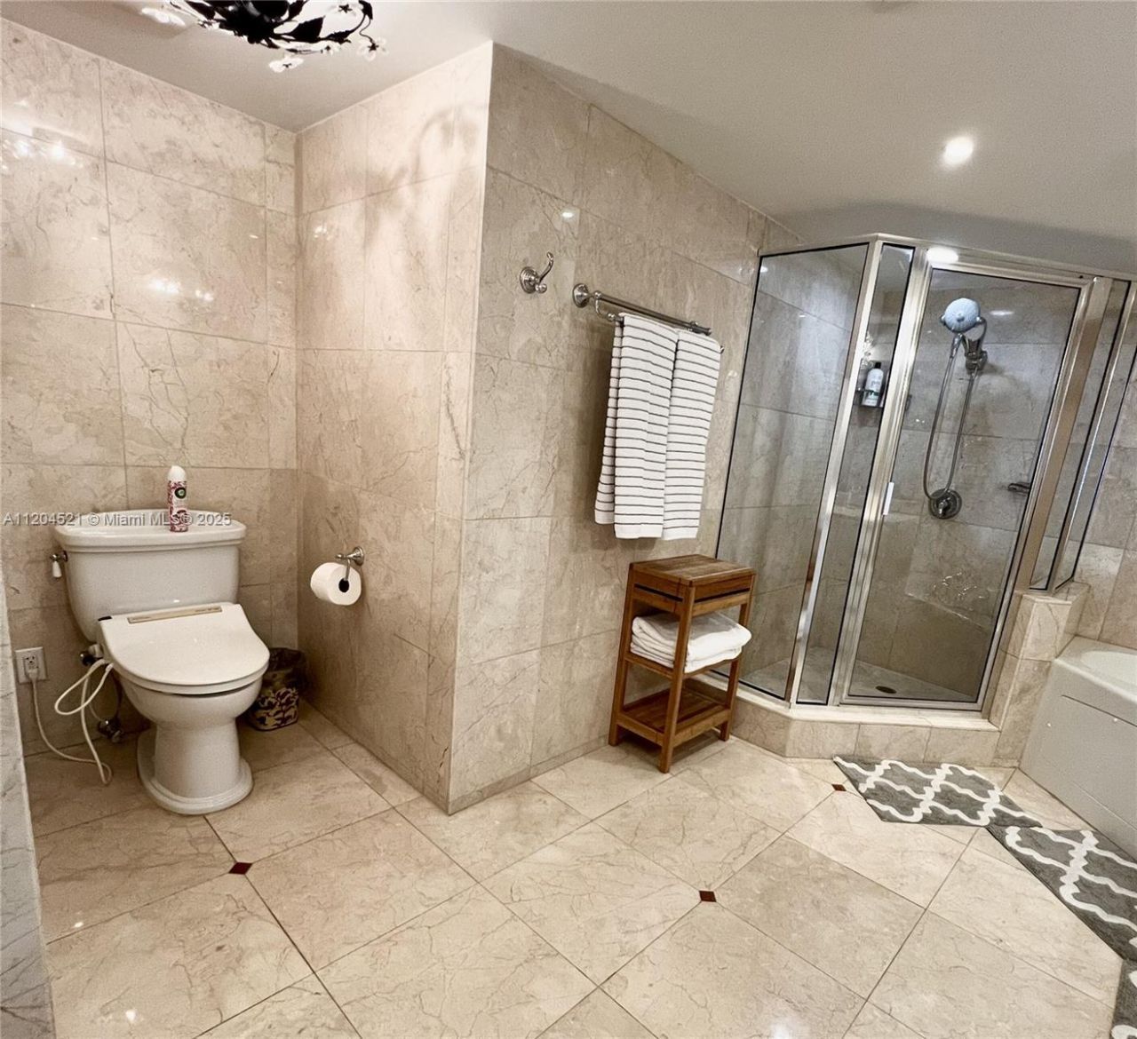 16699 Collins Ave, Unit 2704, Sunny Isles Beach, FL 33160 Photo