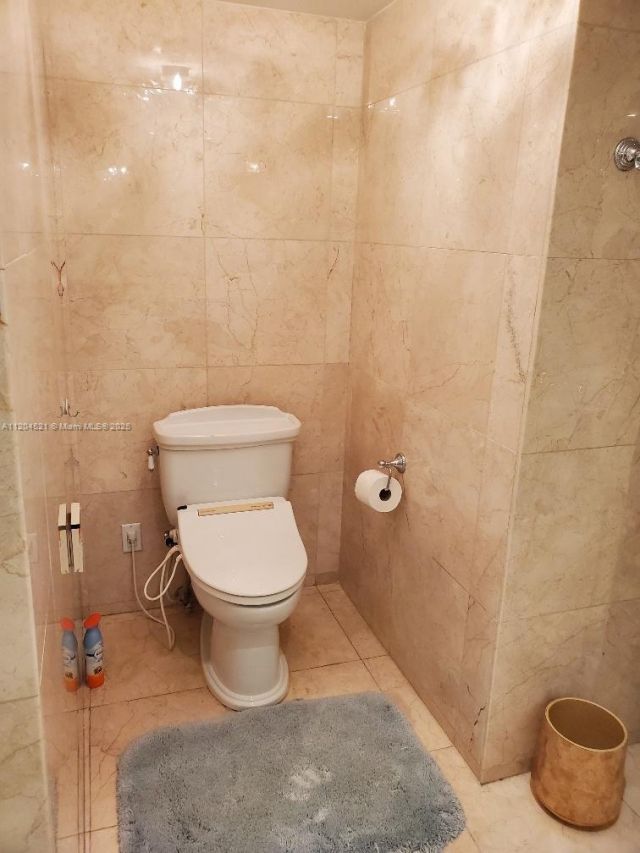 16699 Collins Ave, Unit 2704, Sunny Isles Beach, FL 33160 Photo
