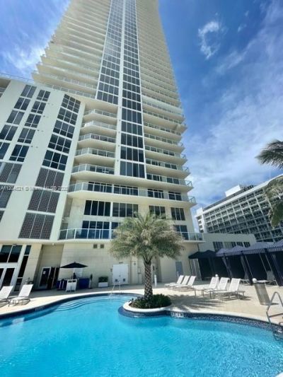 16699 Collins Ave, Unit 2704, Sunny Isles Beach, FL 33160 Photo