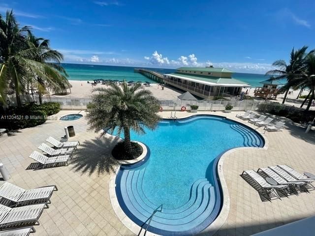 16699 Collins Ave, Unit 2704, Sunny Isles Beach, FL 33160 Photo