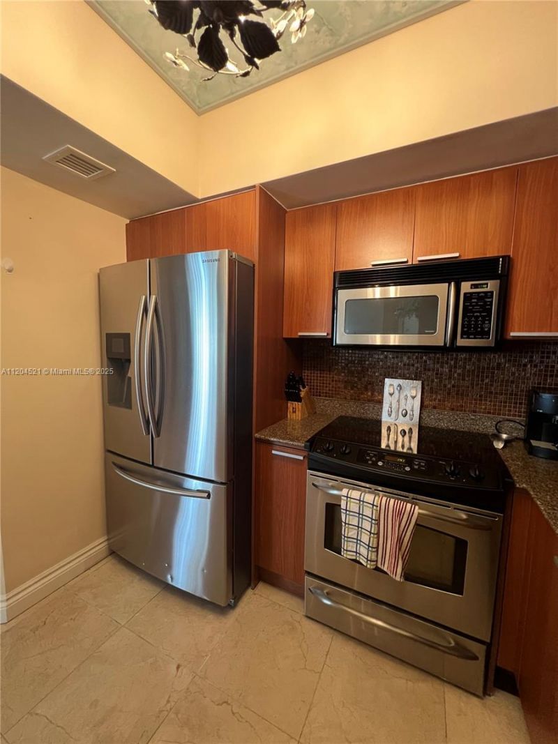 16699 Collins Ave, Unit 2704, Sunny Isles Beach, FL 33160 Photo