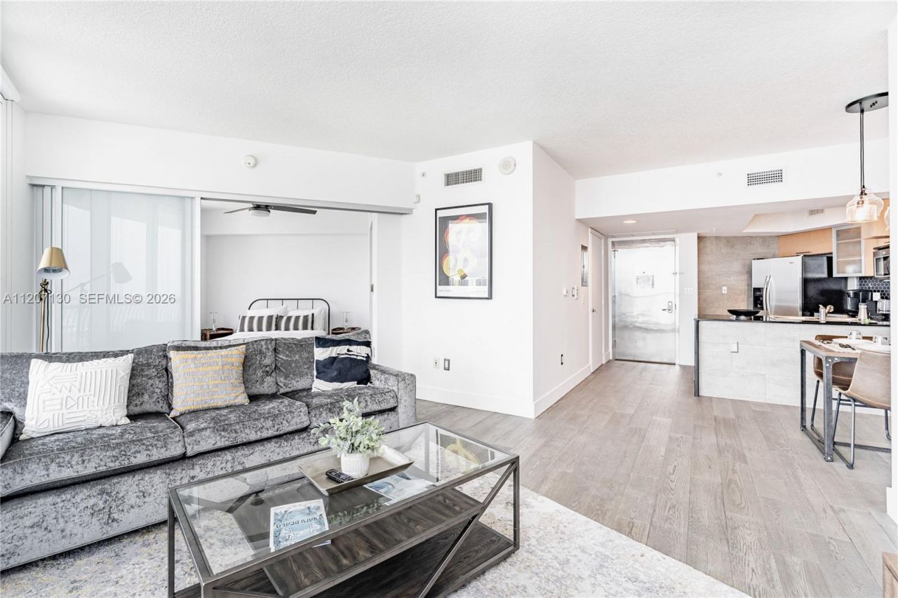 1750 N Bayshore Dr, Unit 3914, Miami, FL 33132 Photo