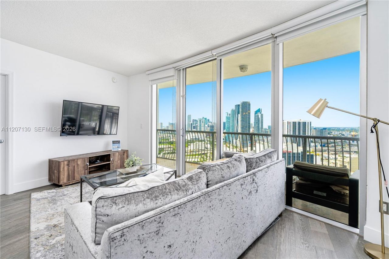 1750 N Bayshore Dr, Unit 3914, Miami, FL 33132 Photo