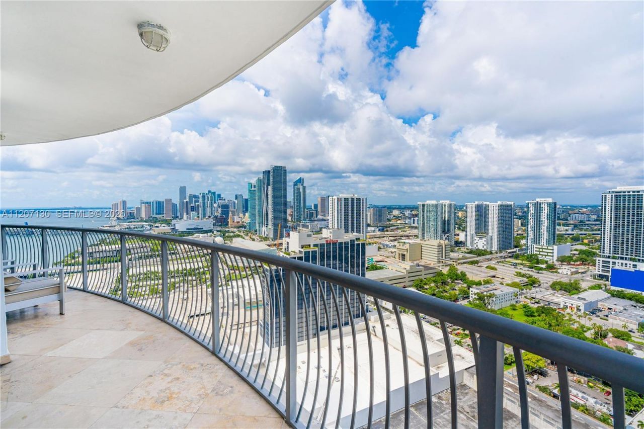 1750 N Bayshore Dr, Unit 3914, Miami, FL 33132 Photo