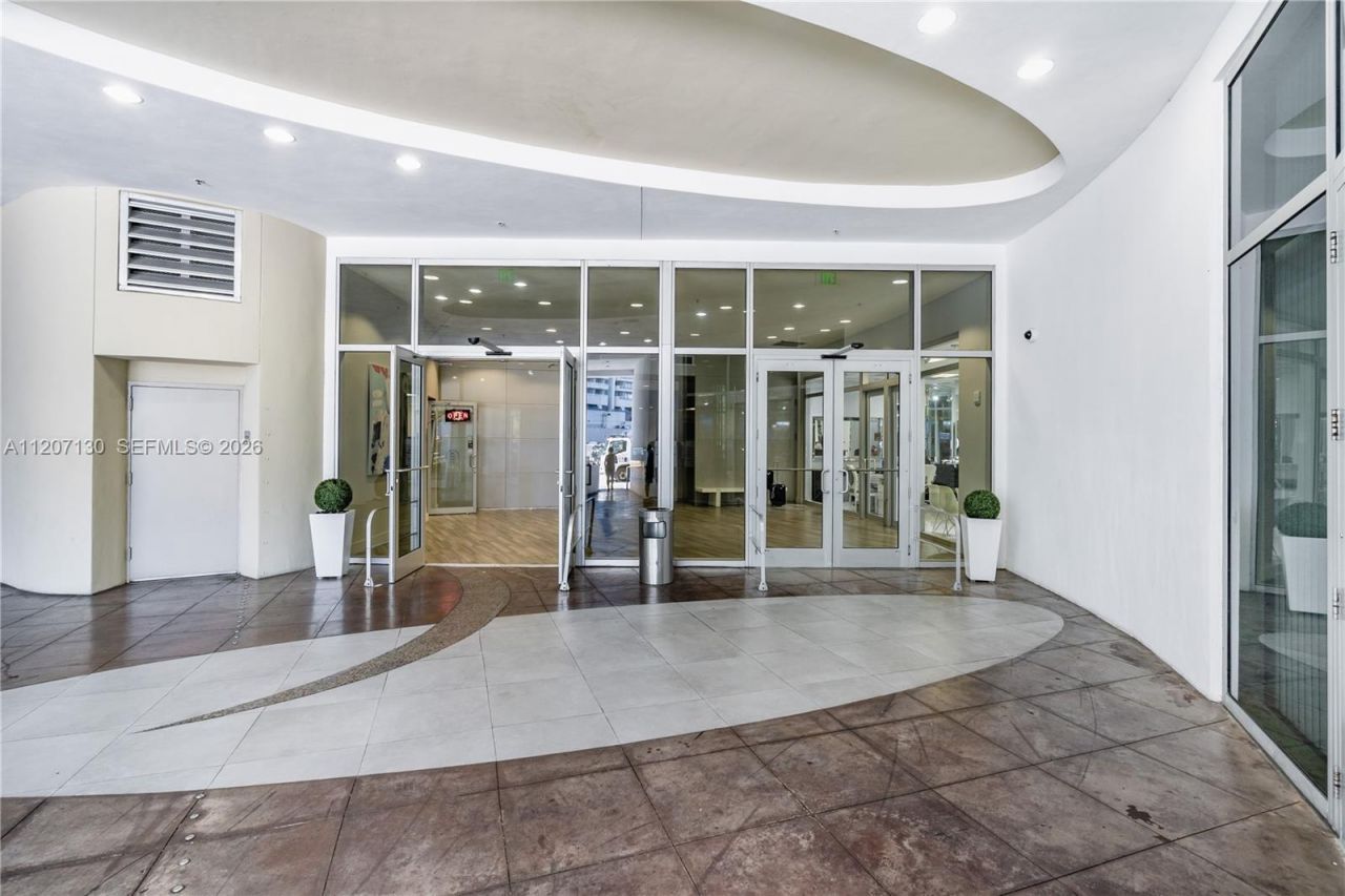 1750 N Bayshore Dr, Unit 3914, Miami, FL 33132 Photo