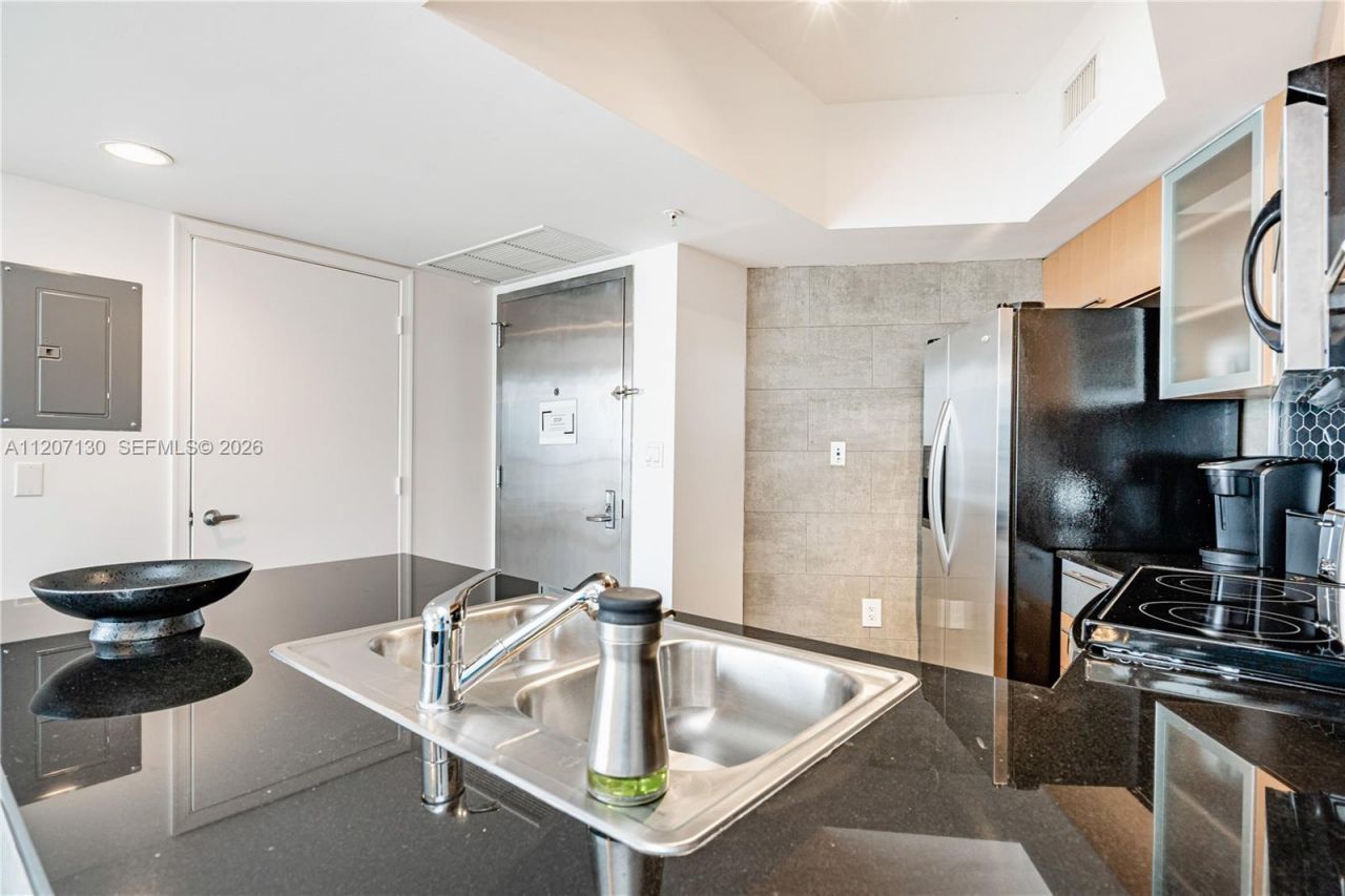 1750 N Bayshore Dr, Unit 3914, Miami, FL 33132 Photo