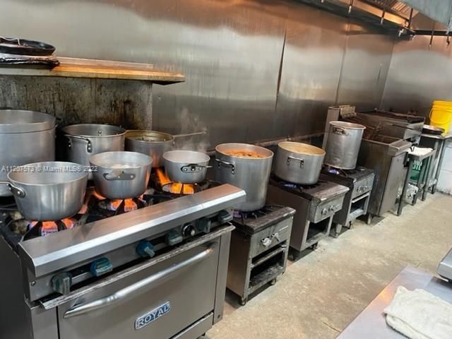 8726 NW 26th St, Doral, FL 33172 Photo