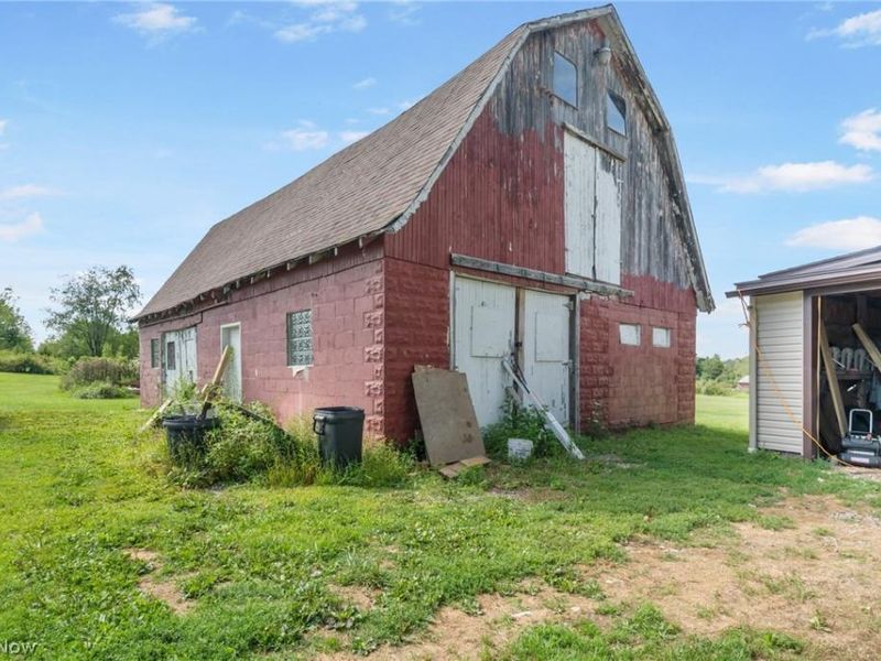 2425 Miday Avenue NE, East Canton, OH 44730 Photo 15