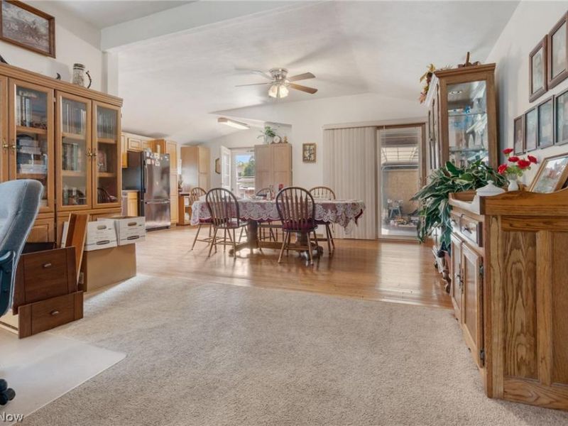 2425 Miday Avenue NE, East Canton, OH 44730 Photo 4