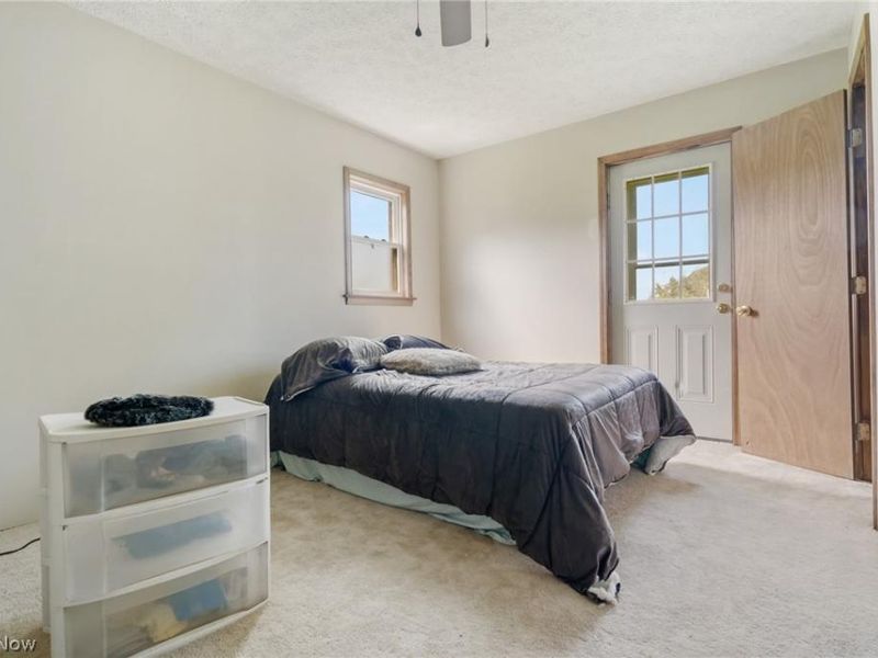 2425 Miday Avenue NE, East Canton, OH 44730 Photo 9