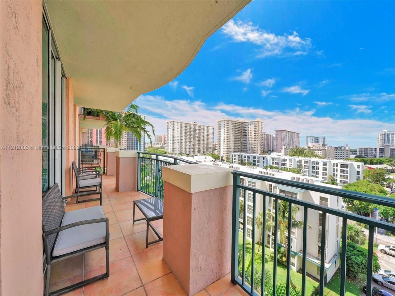 17555 Atlantic Blvd, Unit 806, Sunny Isles Beach, FL 33160 Photo