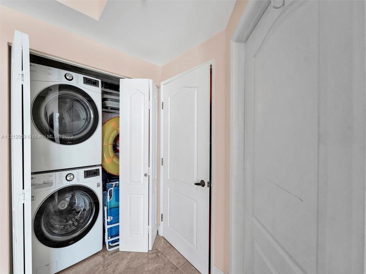 17555 Atlantic Blvd, Unit 806, Sunny Isles Beach, FL 33160 Photo