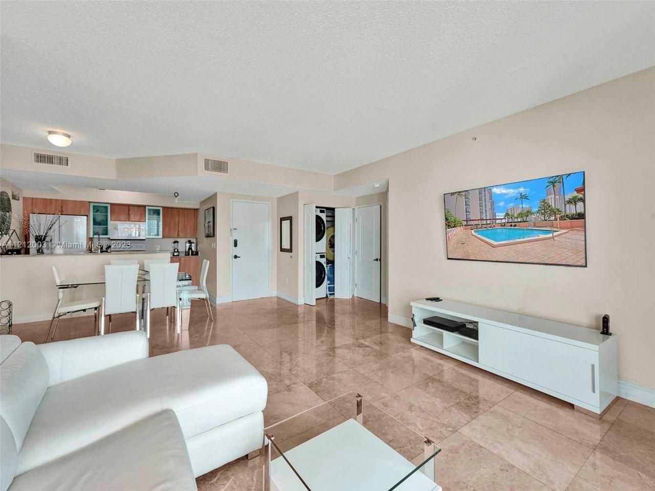 17555 Atlantic Blvd, Unit 806, Sunny Isles Beach, FL 33160 Photo