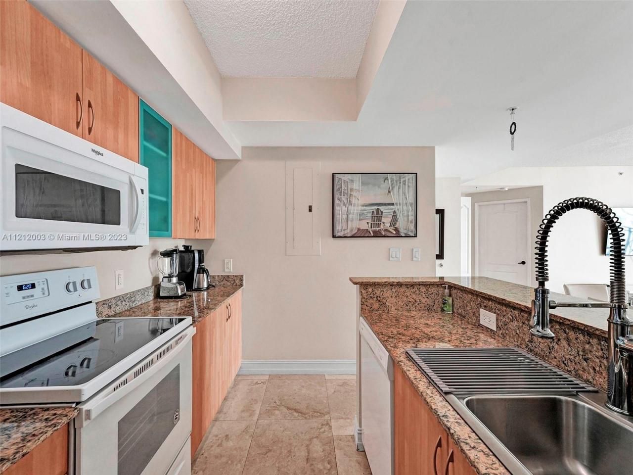 17555 Atlantic Blvd, Unit 806, Sunny Isles Beach, FL 33160 Photo